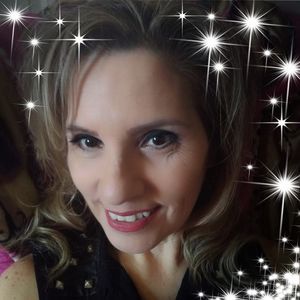 Meet your Posher, Connie